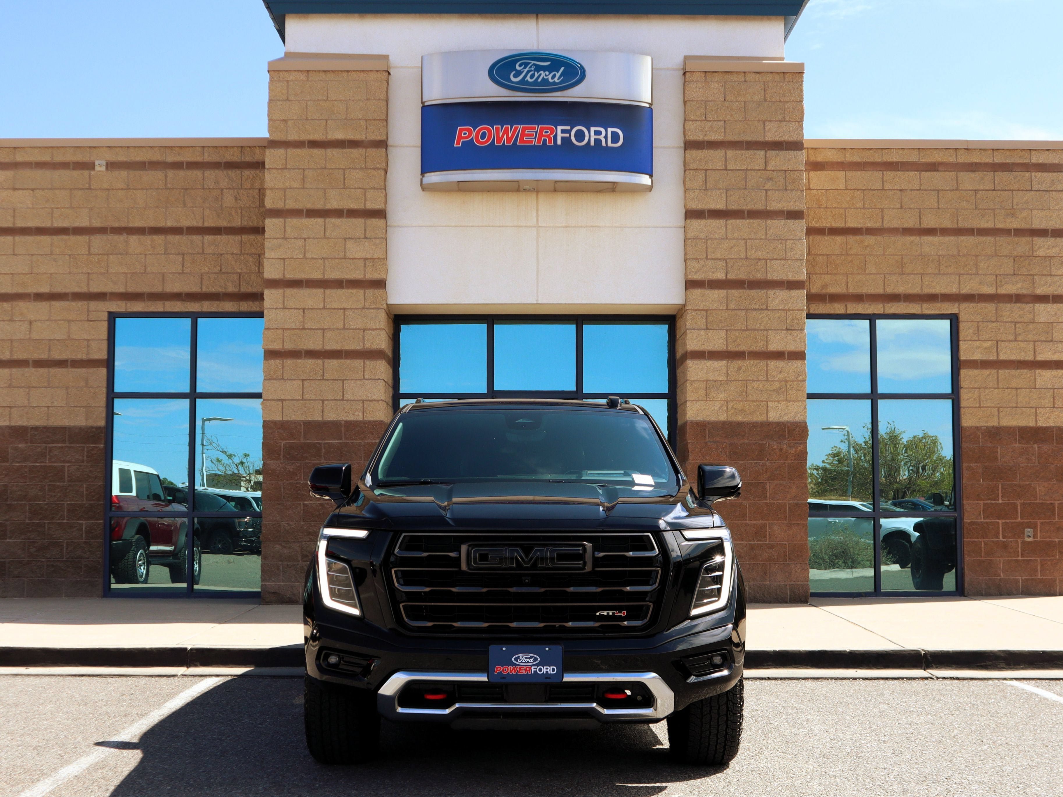 Used 2026 GMC Yukon AT4 Ultimate AWD/4WD image 3