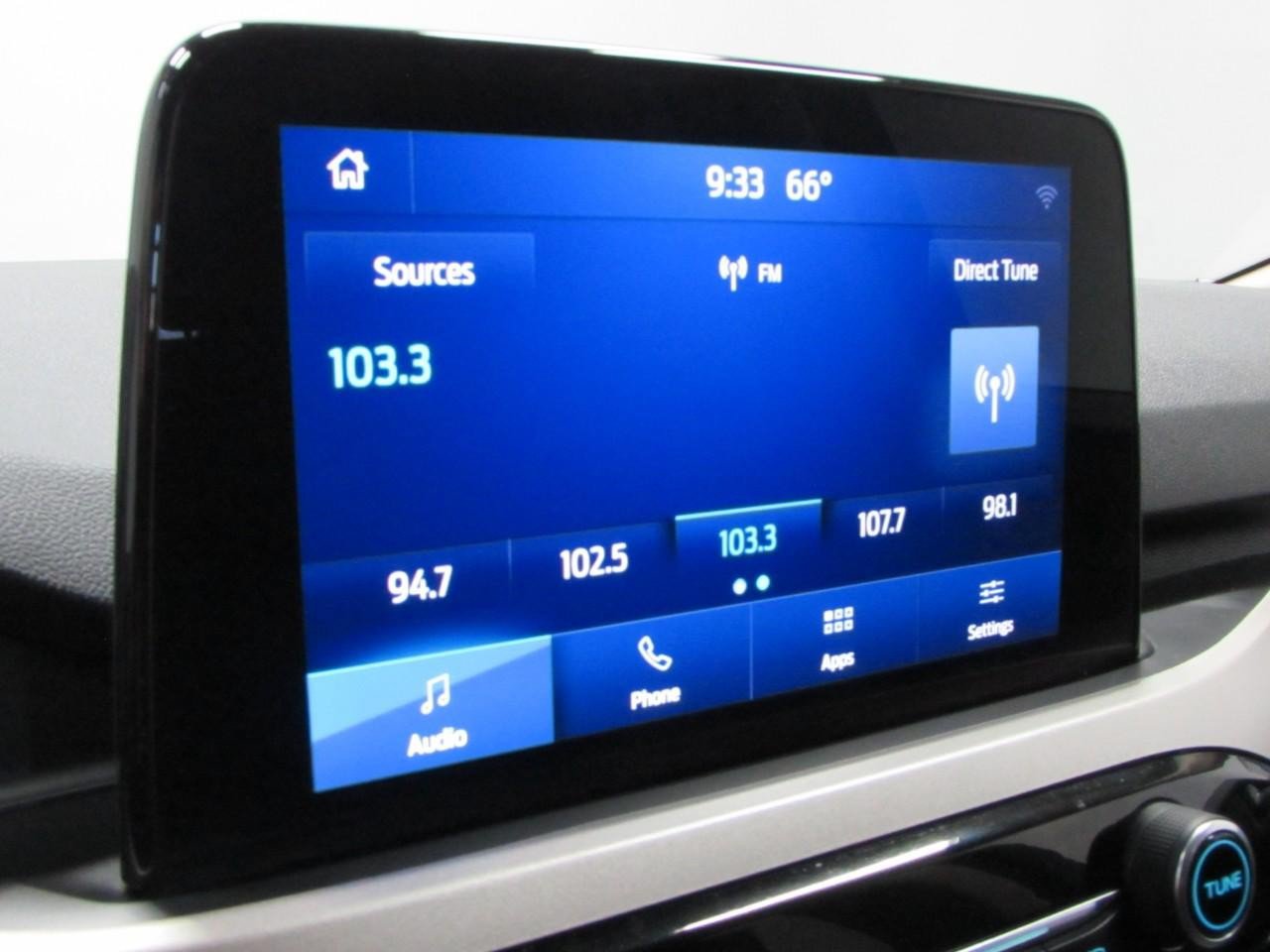Certified 2020 Ford Escape SEL FWD image 28