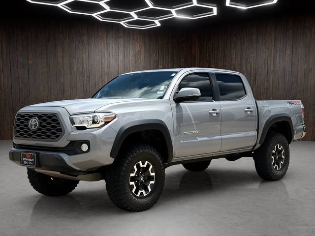 Used 2020 Toyota Tacoma TRD Off-Road AWD/4WD image 3
