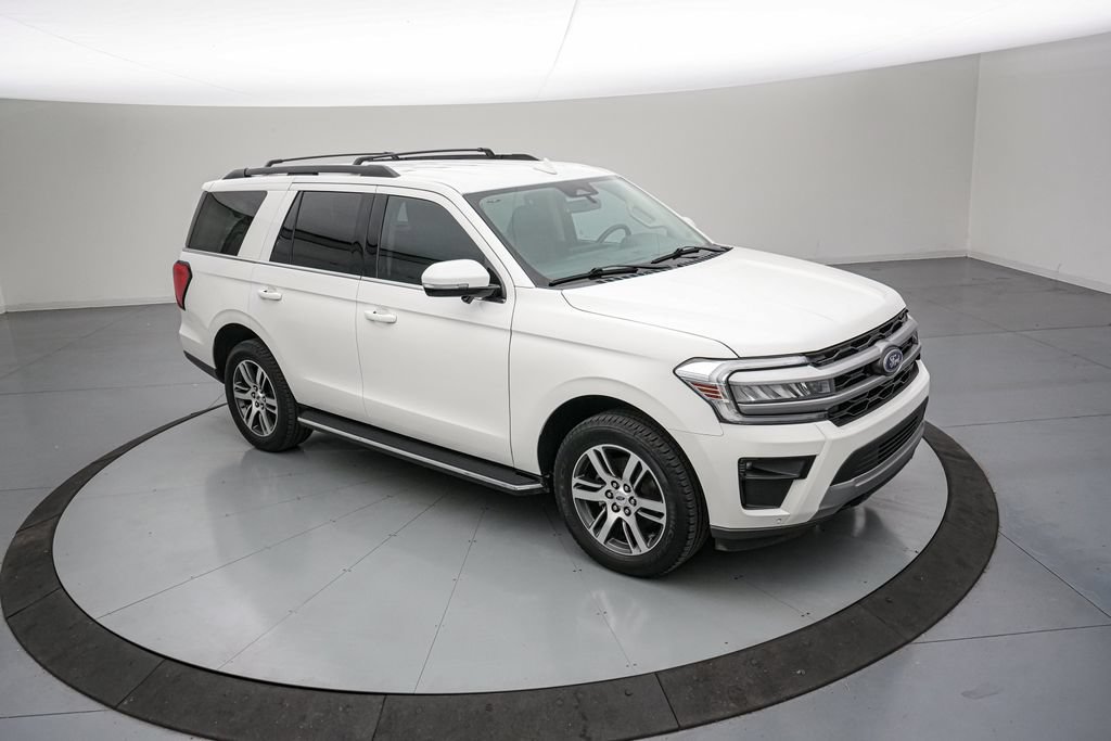 Certified 2023 Ford Expedition XLT AWD/4WD image 2