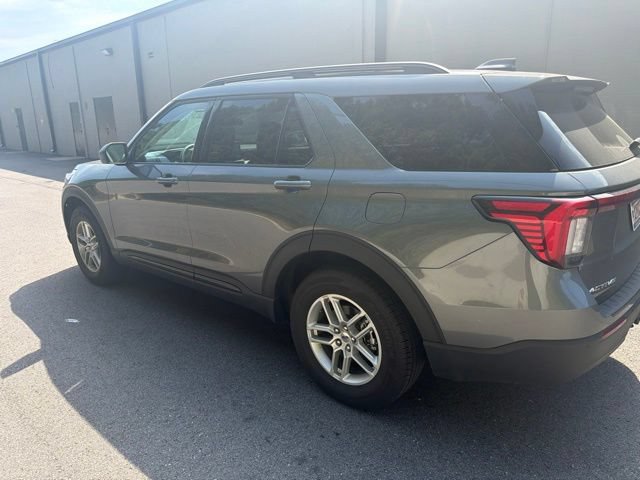 Certified 2026 Ford Explorer Active AWD/4WD image 5