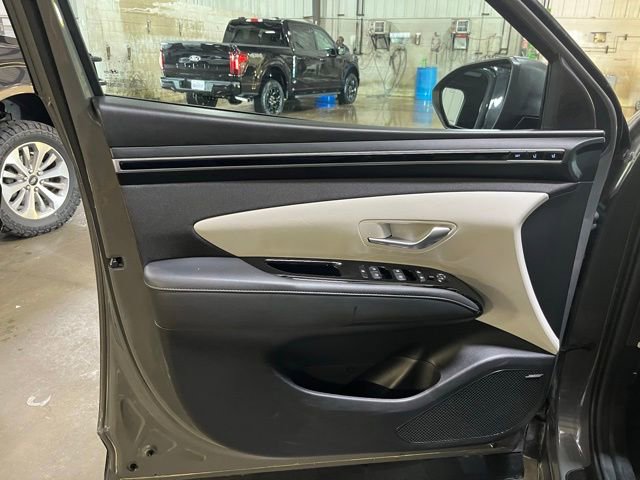 Used 2024 Hyundai Tucson Limited FWD image 14