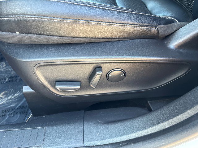Certified 2022 Ford Escape SEL AWD/4WD image 17
