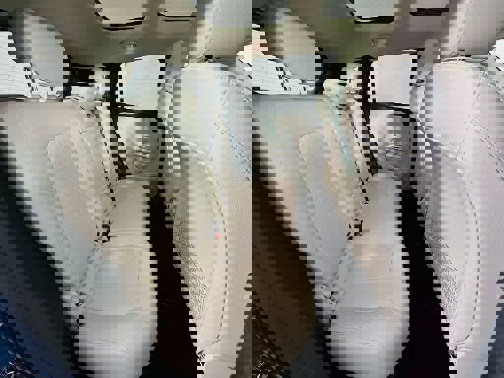 Used 2022 Mercedes-Benz GLA 250 image 32