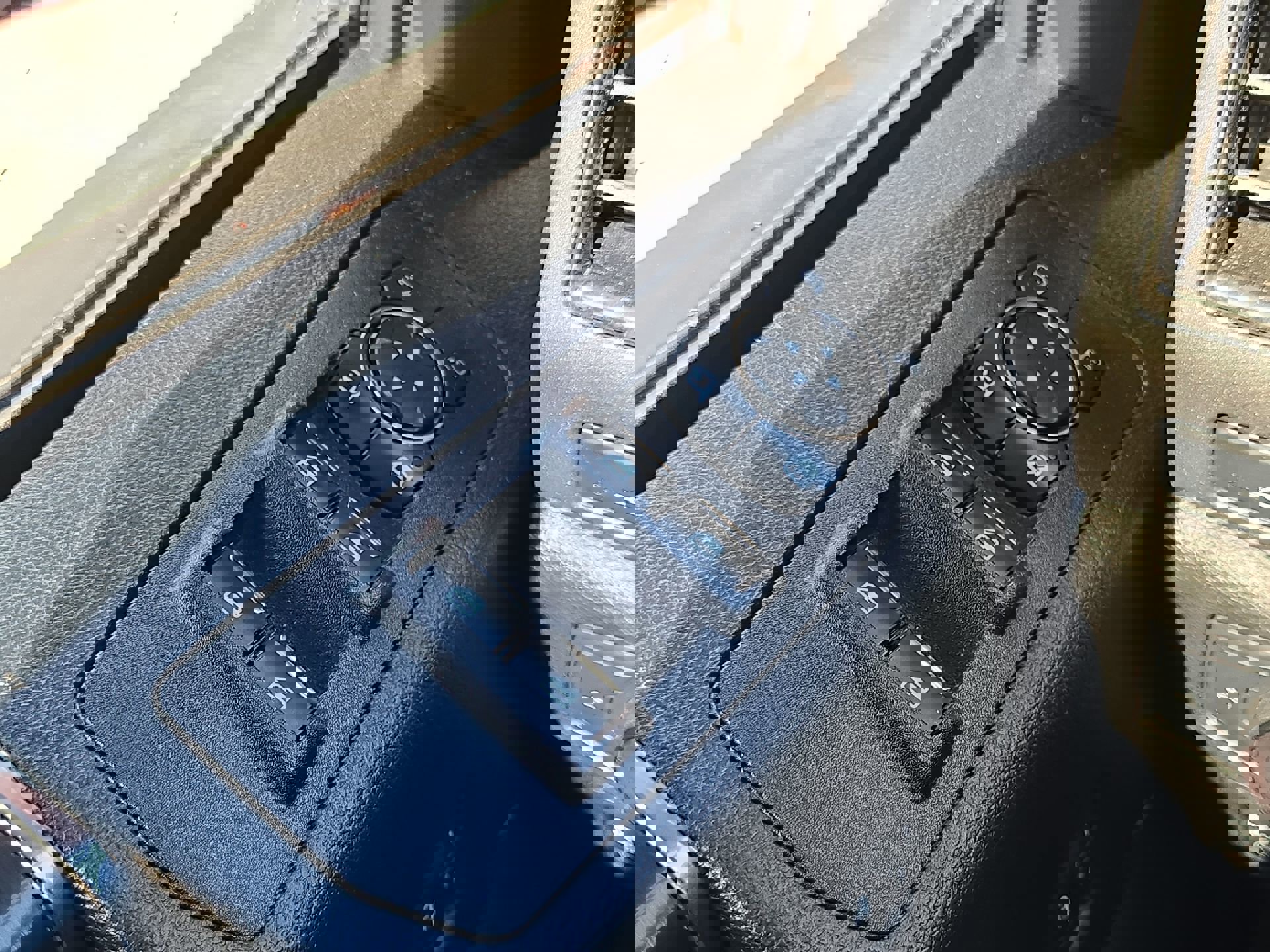 Certified 2020 Ford F150 Raptor w/ Equipment Group 802A Luxury image 13