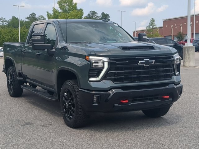 Used 2026 Chevrolet Silverado 2500 LTZ w/ Trail Boss Package AWD/4WD image 2