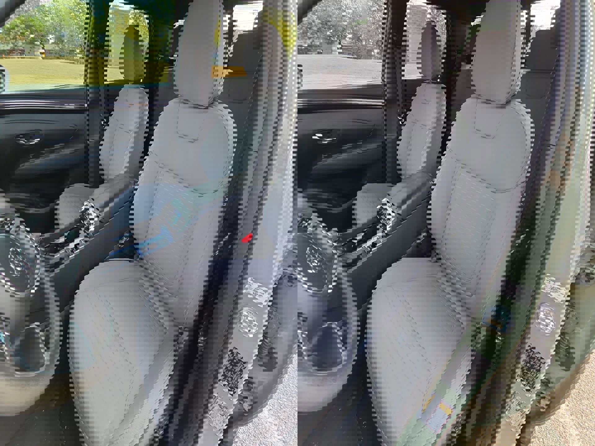 Used 2023 Hyundai Santa Cruz SEL w/ Activity Package image 12