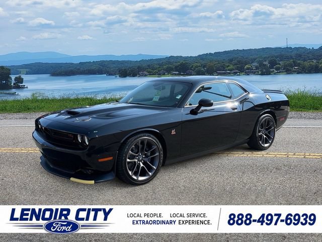 Used 2023 Dodge Challenger R/T Scat Pack w/ Plus Package RWD image 7