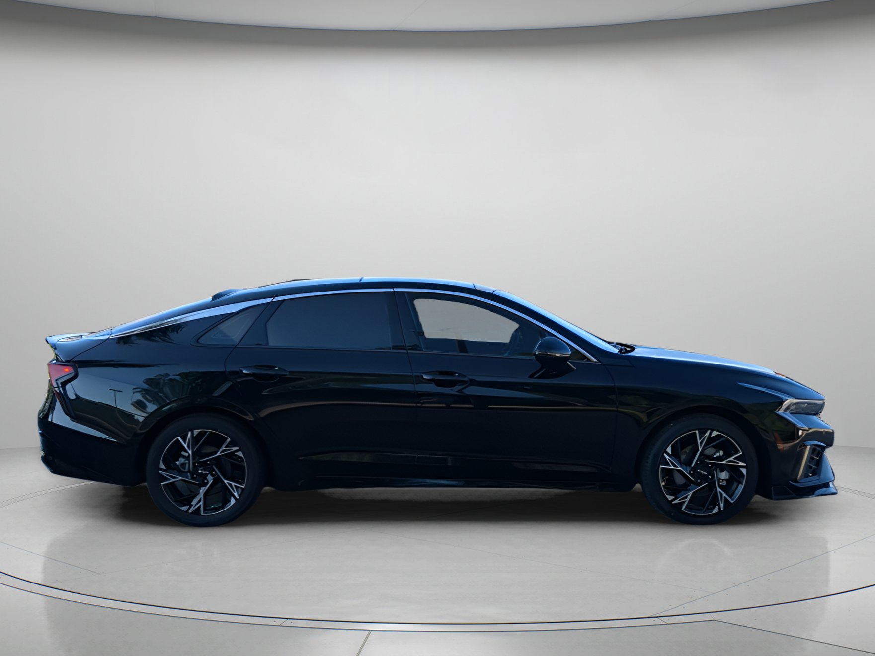 Used 2025 Kia K5 GT-Line w/ GT-Line Premium Package AWD/4WD image 39