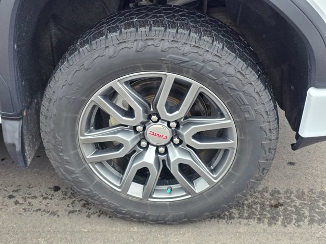 Used 2021 GMC Sierra 1500 AT4 w/ AT4 Value Package AWD/4WD image 6