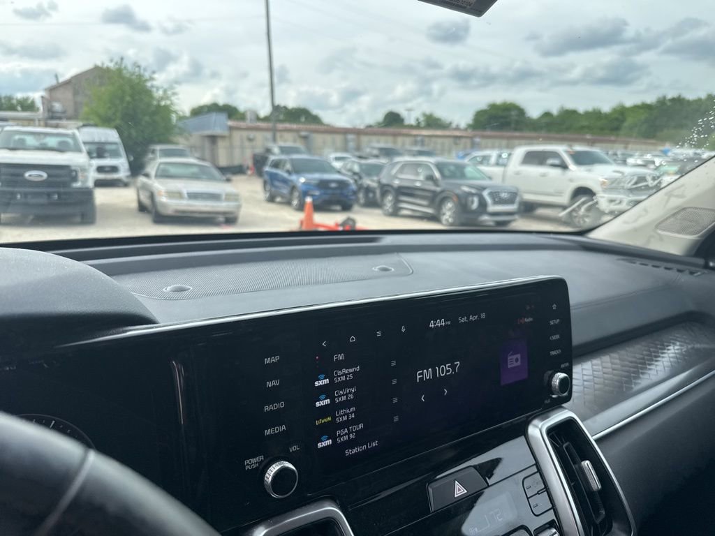 Used 2022 Kia Sorento S FWD image 28