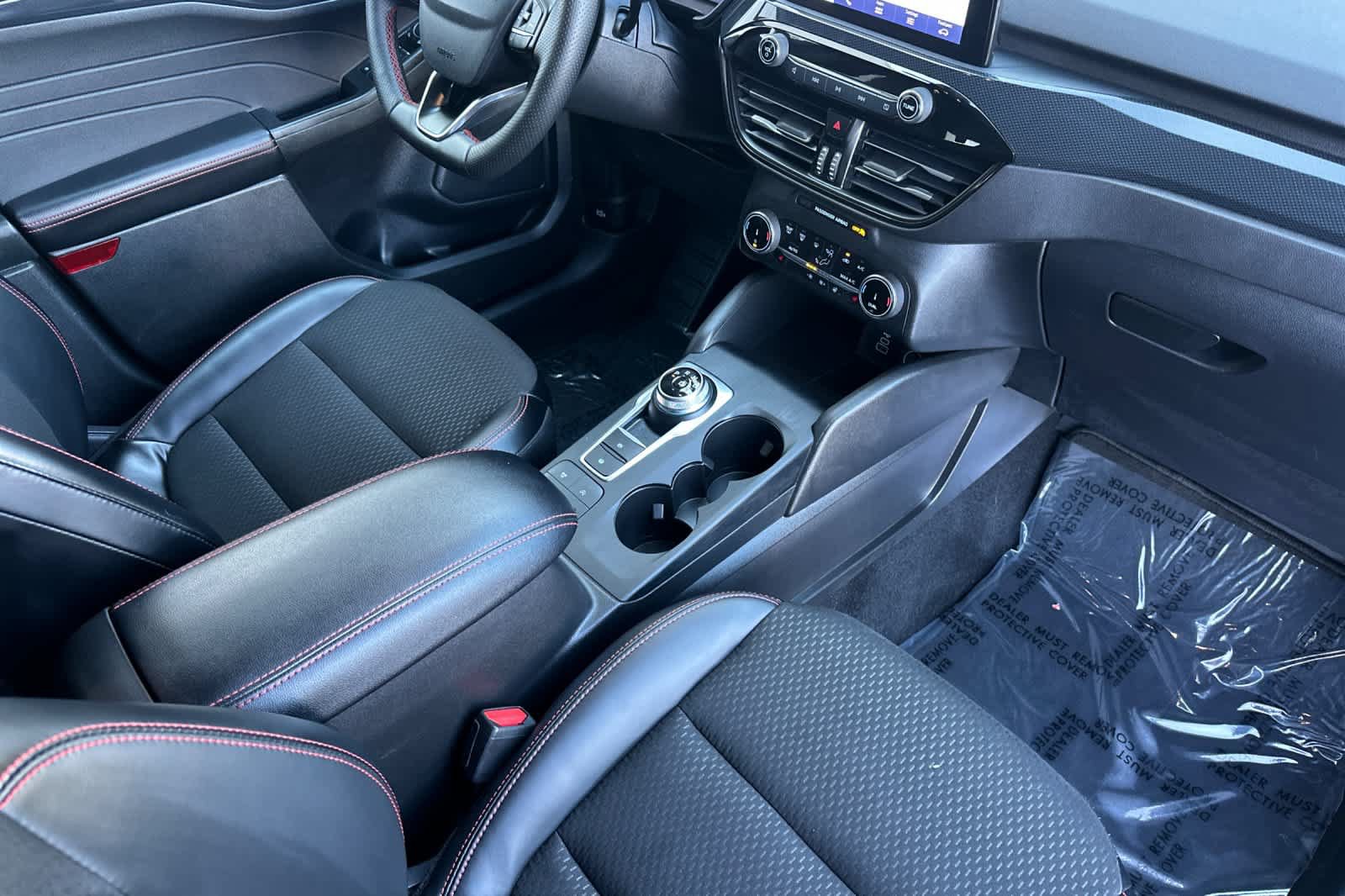 Certified 2025 Ford Escape ST-Line Select AWD/4WD image 16