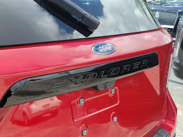 Certified 2024 Ford Explorer ST-Line w/ Class IV Trailer Tow Package RWD image 5