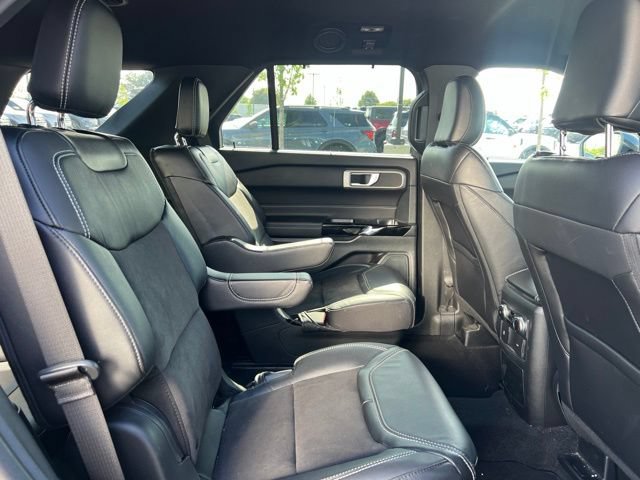 Certified 2023 Ford Explorer ST AWD/4WD image 15