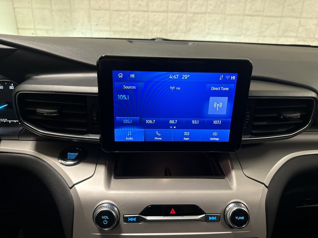 Certified 2023 Ford Explorer XLT w/ Equipment Group 202A image 9