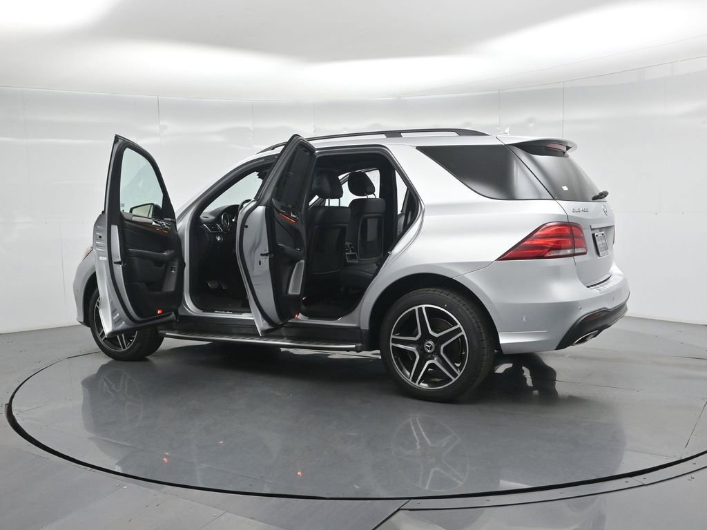 Used 2019 Mercedes-Benz GLE 400 4MATIC image 33