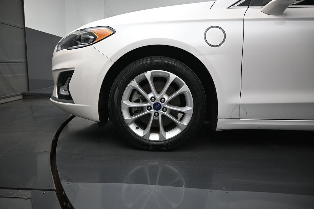 Certified 2019 Ford Fusion Energi Titanium FWD image 25