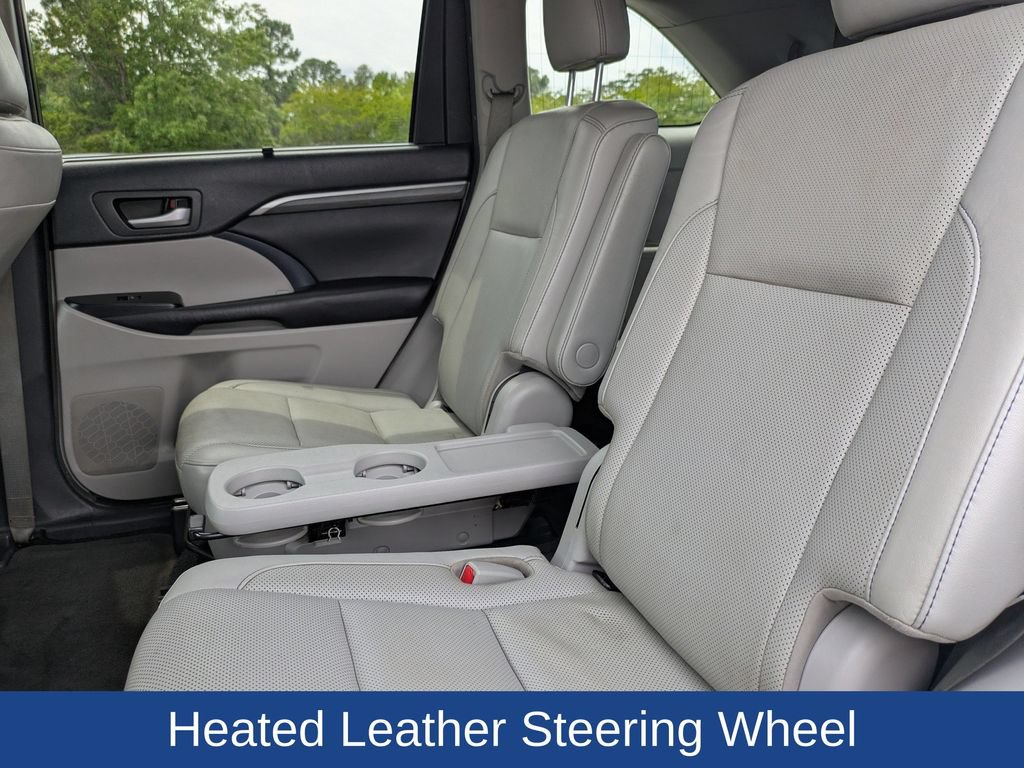 Used 2018 Toyota Highlander Limited Platinum FWD image 16