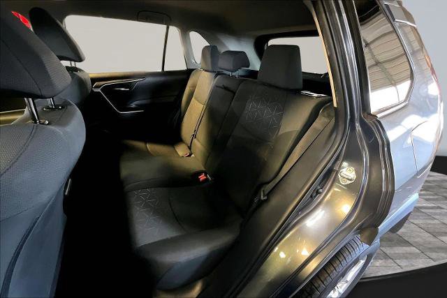 Used 2020 Toyota RAV4 XLE image 26