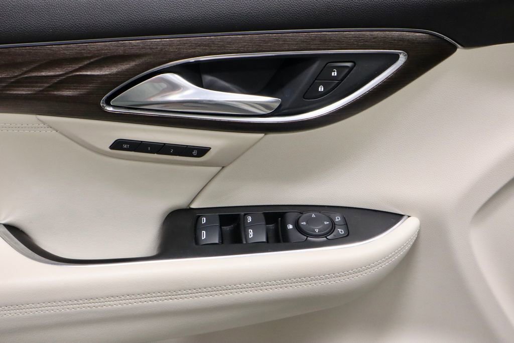 Used 2023 Buick Envision Avenir AWD/4WD image 24