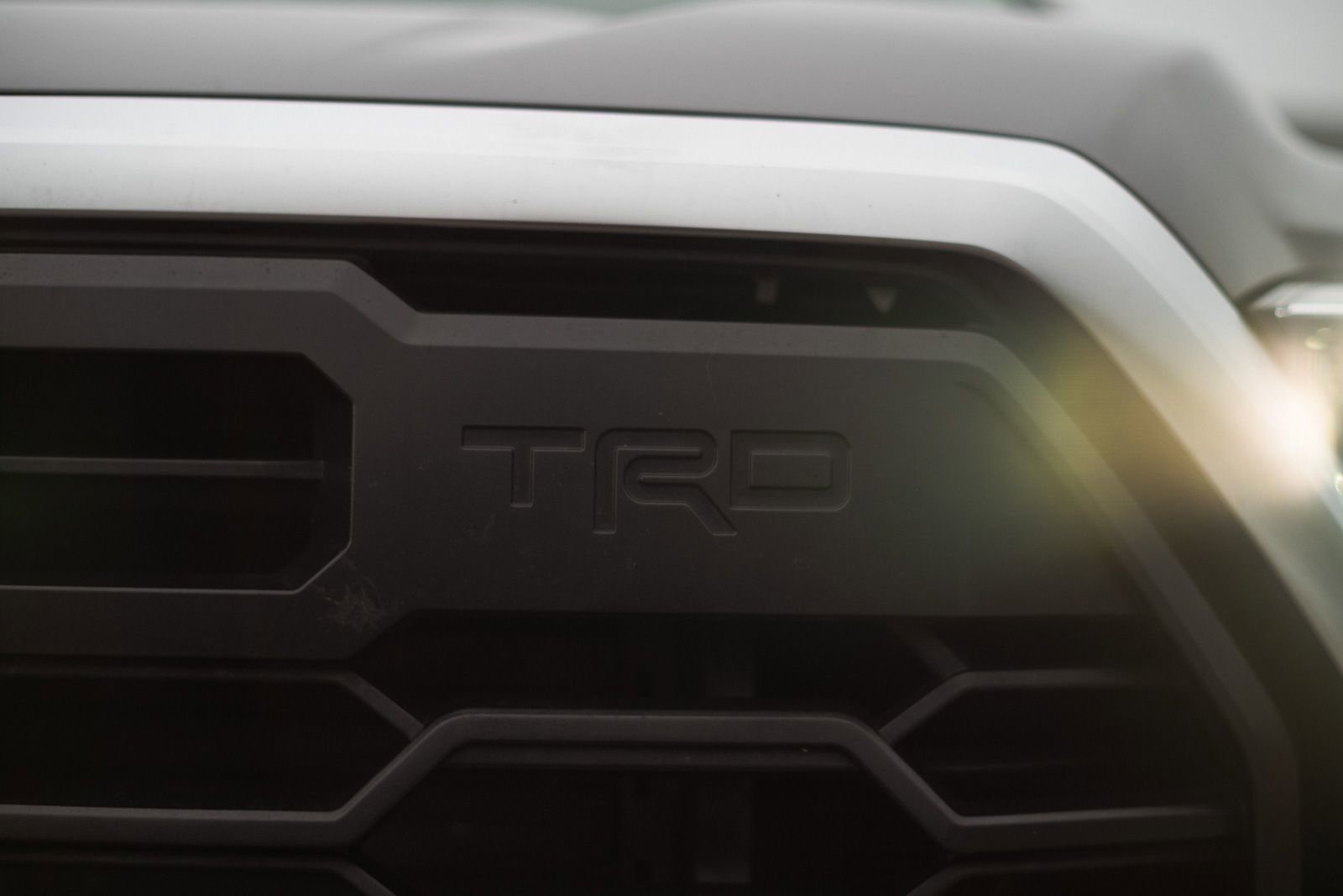 Used 2022 Toyota Tundra Limited w/ TRD Off-Road Package AWD/4WD image 18