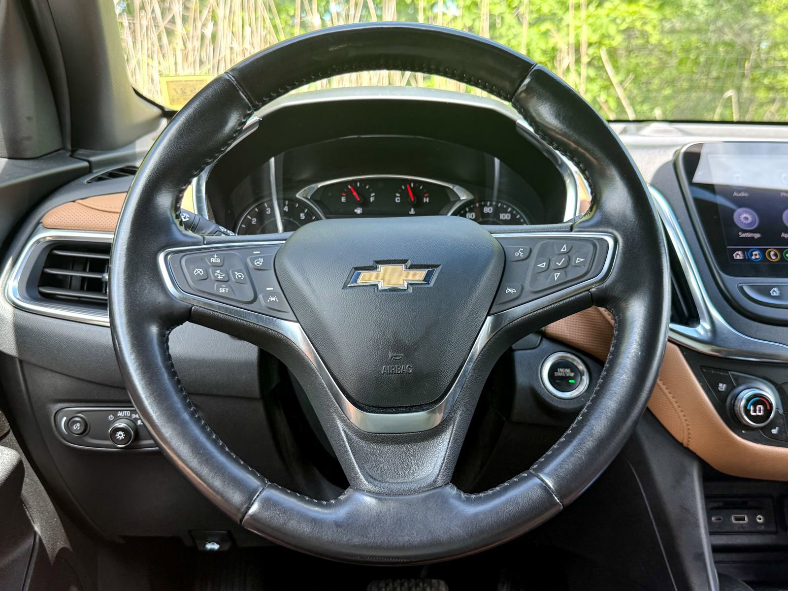 Used 2021 Chevrolet Equinox Premier AWD/4WD image 36