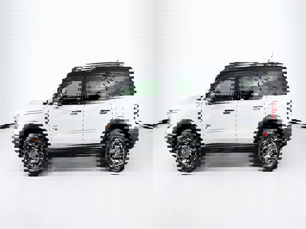 Certified 2024 Ford Bronco Sport Badlands image 2