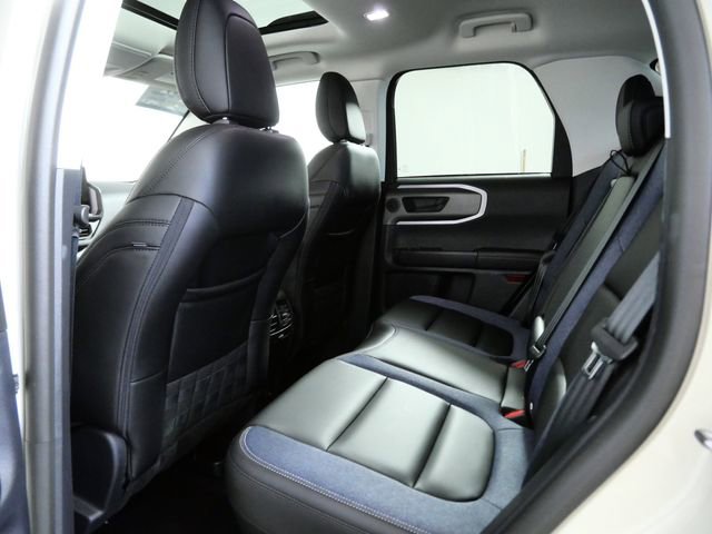 Certified 2025 Ford Bronco Sport Outer Banks w/ Outer Banks Tech Package+ AWD/4WD image 13
