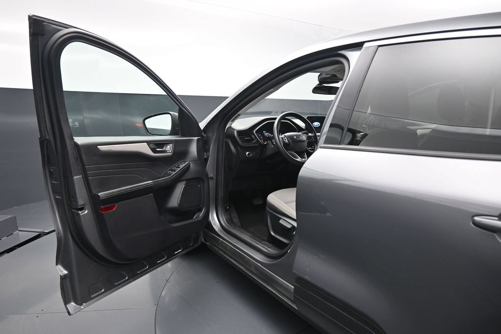 Certified 2022 Ford Escape SE FWD image 9