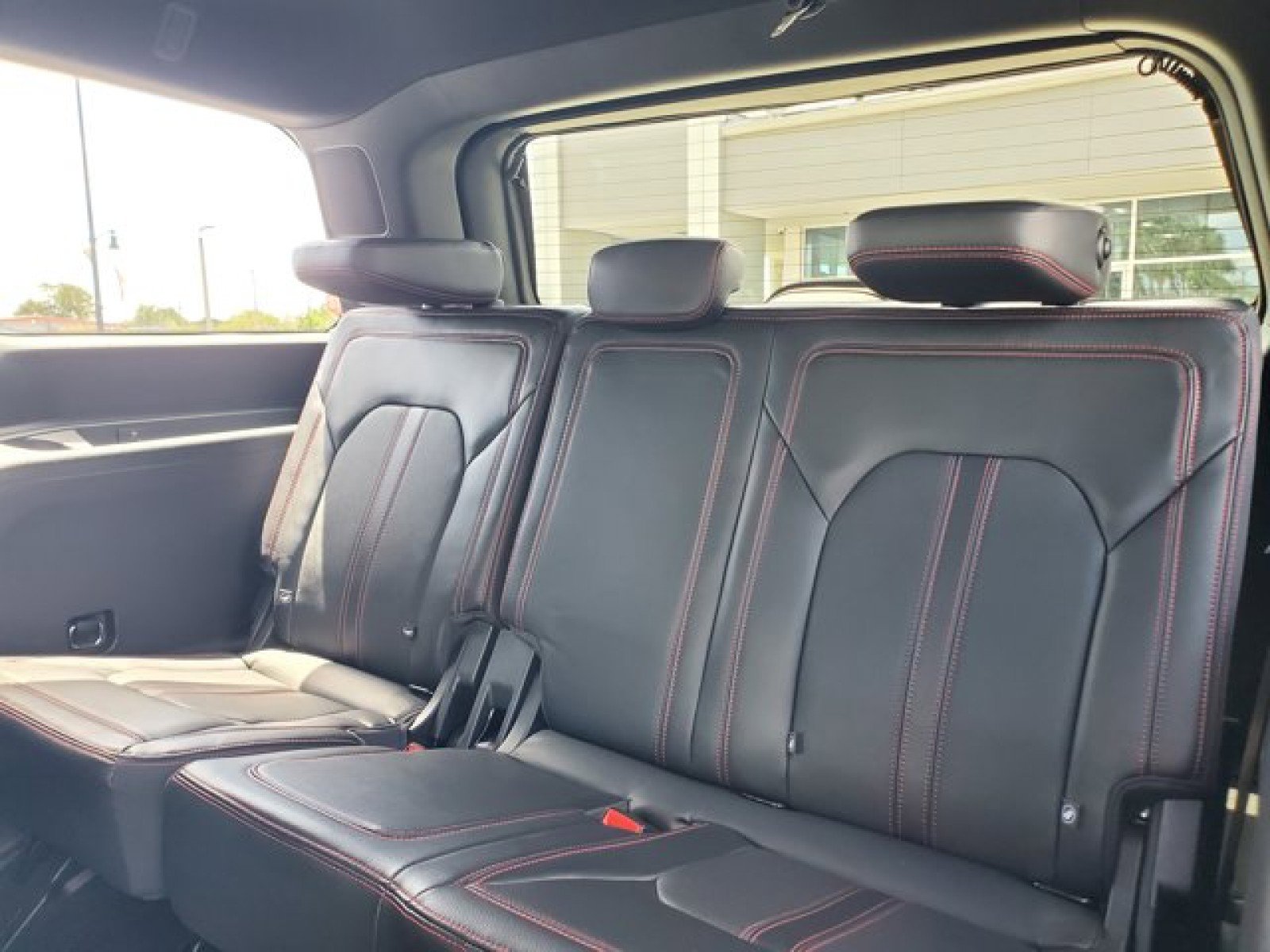 Certified 2023 Ford Expedition Limited RWD image 32