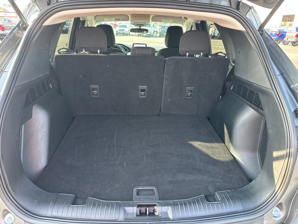 Certified 2025 Ford Escape Active AWD/4WD image 9