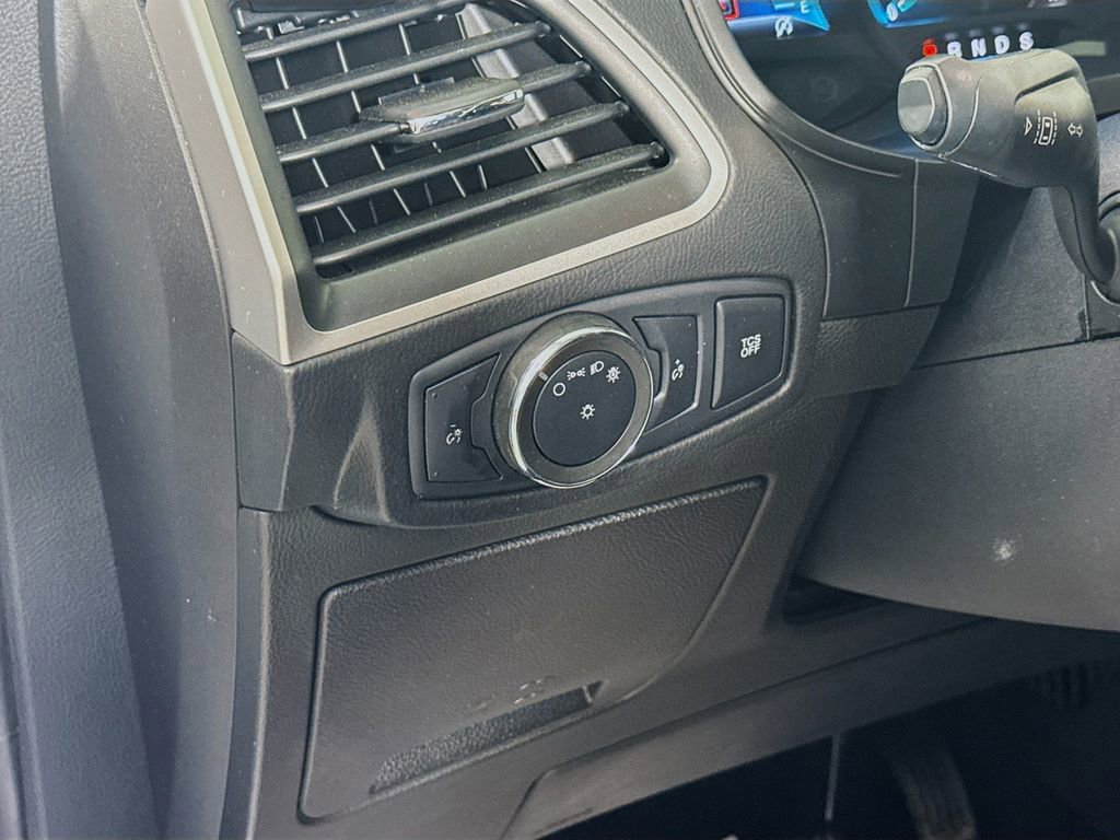 Certified 2022 Ford Edge SEL AWD/4WD image 14