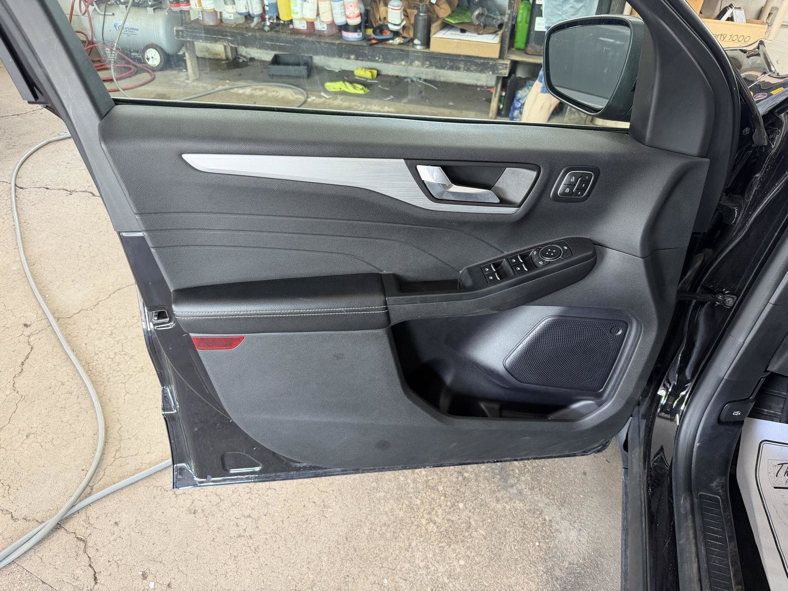 Certified 2024 Ford Escape Platinum AWD/4WD image 12