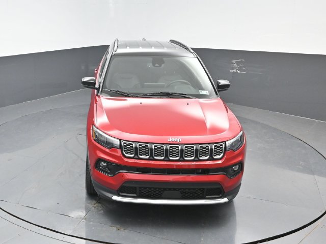 Used 2025 Jeep Compass Limited AWD/4WD image 19