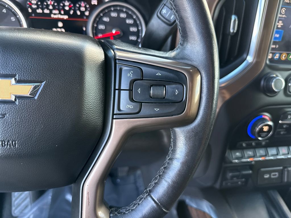 Used 2021 Chevrolet Silverado 1500 High Country w/ Technology Package image 17