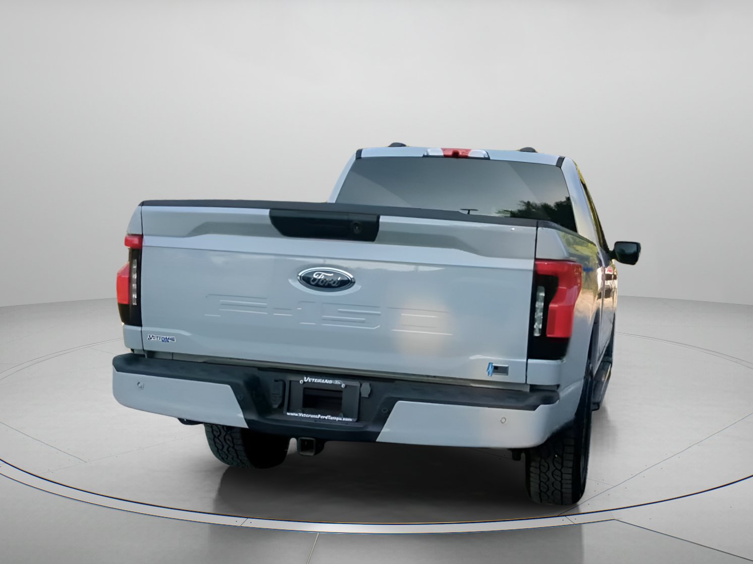 Certified 2023 Ford F150 Lightning XLT AWD/4WD image 25