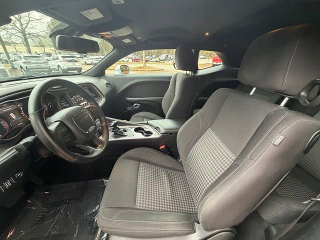 Used 2019 Dodge Challenger SXT w/ Blacktop Package image 14