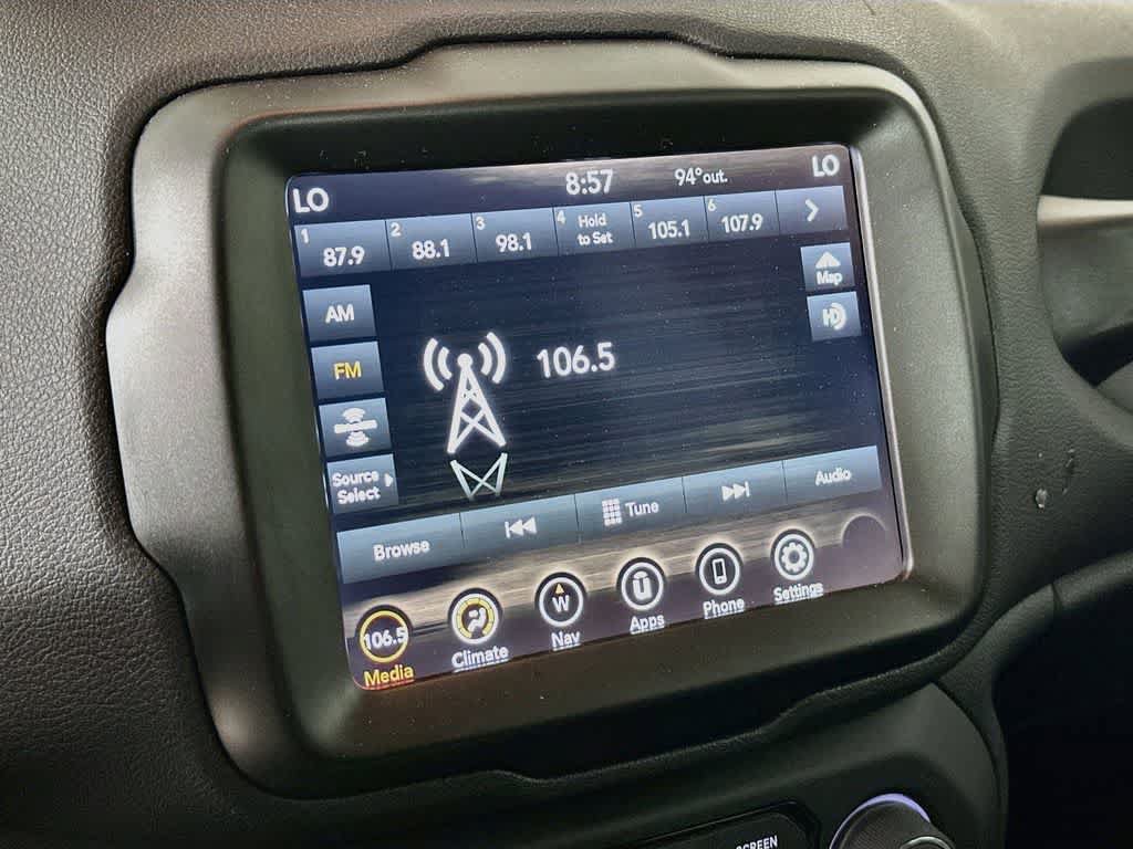 Used 2023 Jeep Renegade Latitude AWD/4WD image 16