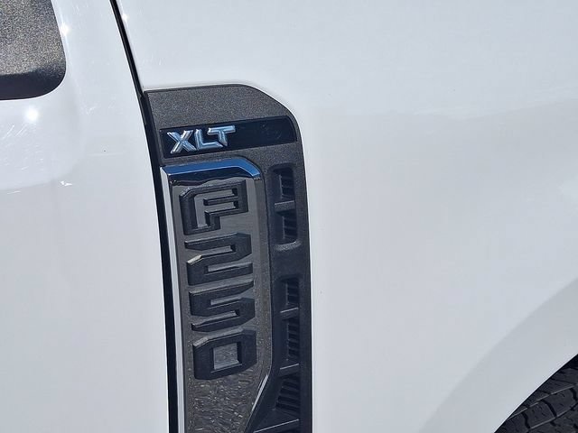Certified 2025 Ford F250 XLT AWD/4WD image 30