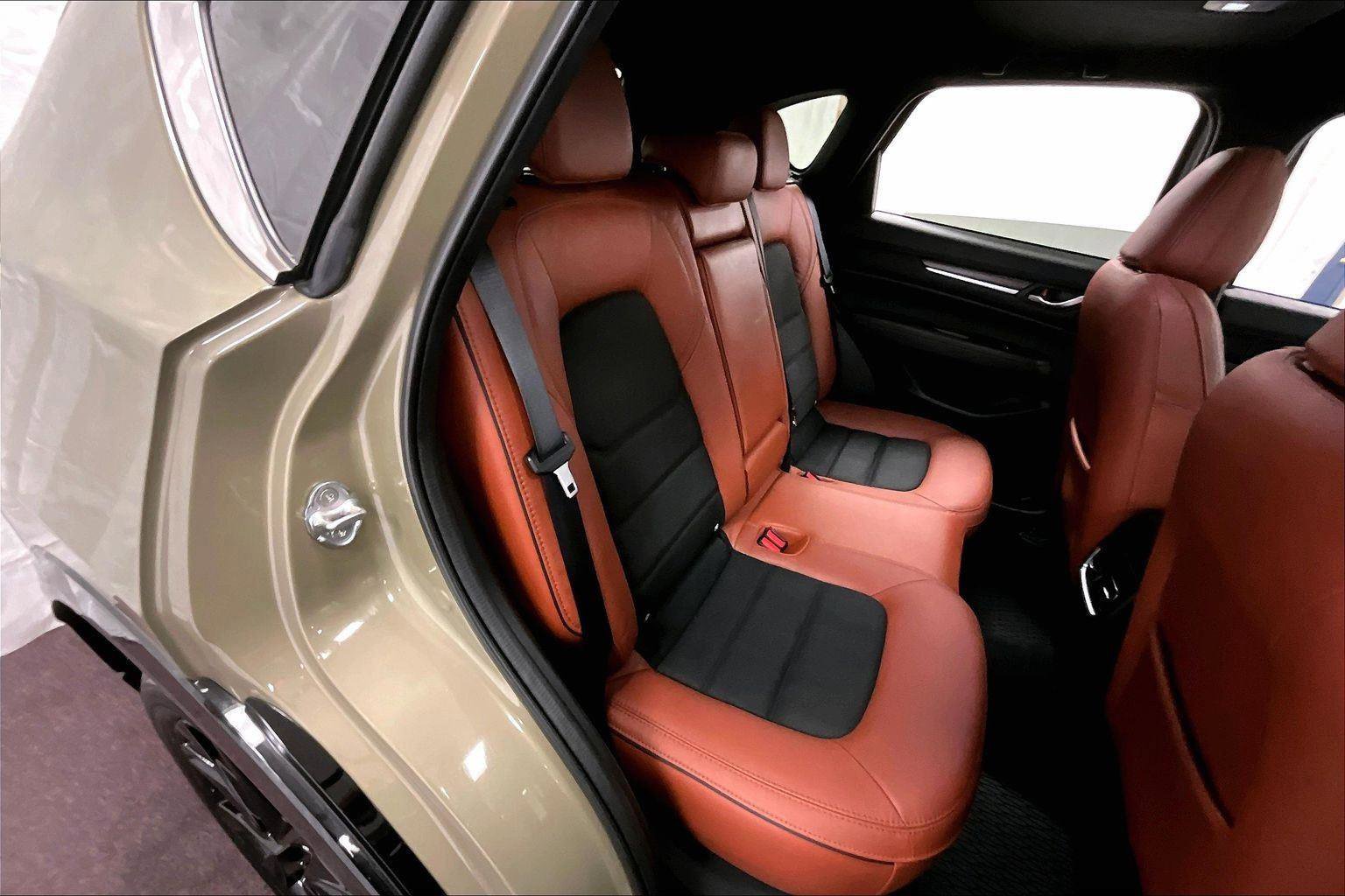 Used 2024 MAZDA CX-5 Carbon Edition image 26