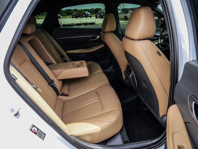 Used 2023 Hyundai Sonata Limited w/ Cargo Package FWD image 24