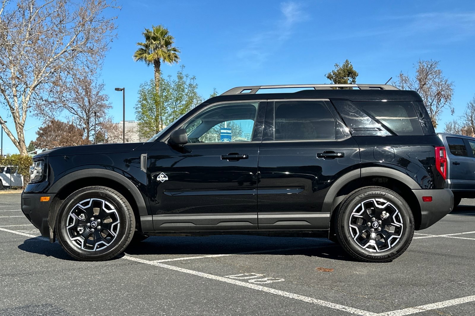 Certified 2025 Ford Bronco Sport Outer Banks w/ Outer Banks Tech Package+ image 7