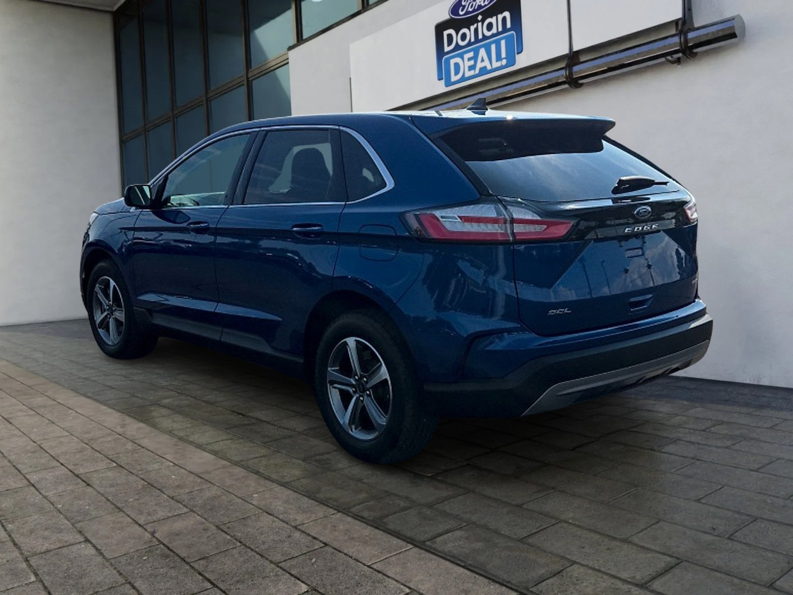 Certified 2024 Ford Edge SEL w/ Convenience Package AWD/4WD image 5