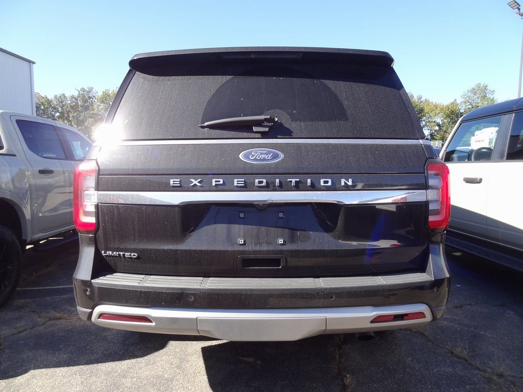 Certified 2024 Ford Expedition Limited image 3