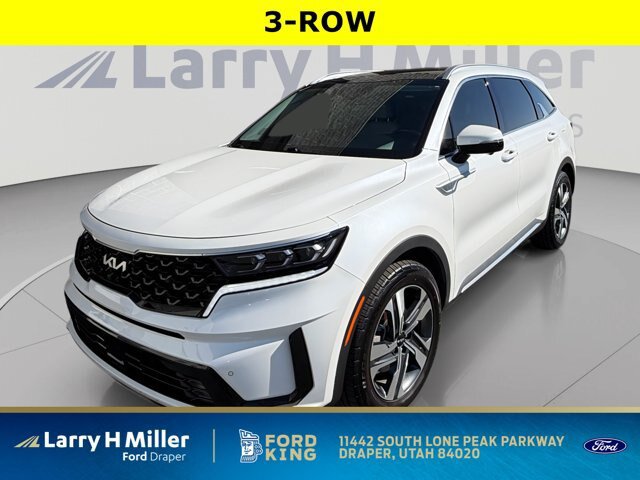 Used 2023 Kia Sorento SX Prestige w/ Panoramic Sunroof Package AWD/4WD image 1