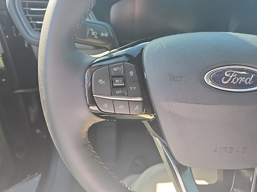 Certified 2025 Ford Escape Active w/ Tech Pack #1 FWD image 43