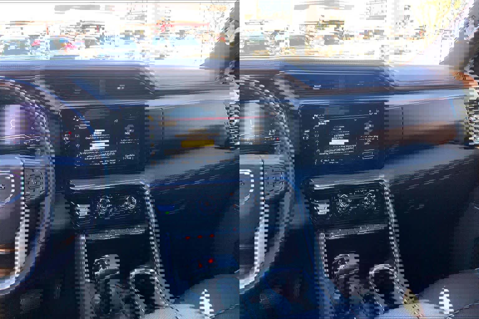 Used 2023 GMC Sierra 1500 Denali w/ Technology Package image 8