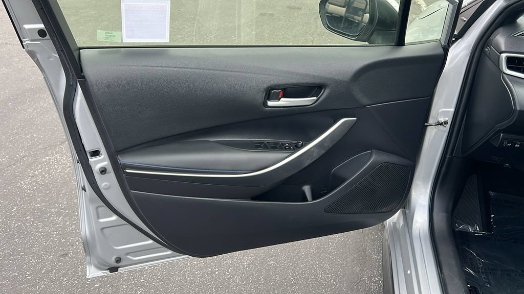 Used 2022 Toyota Corolla SE w/ Carpet Mat Package (TMS) FWD image 12