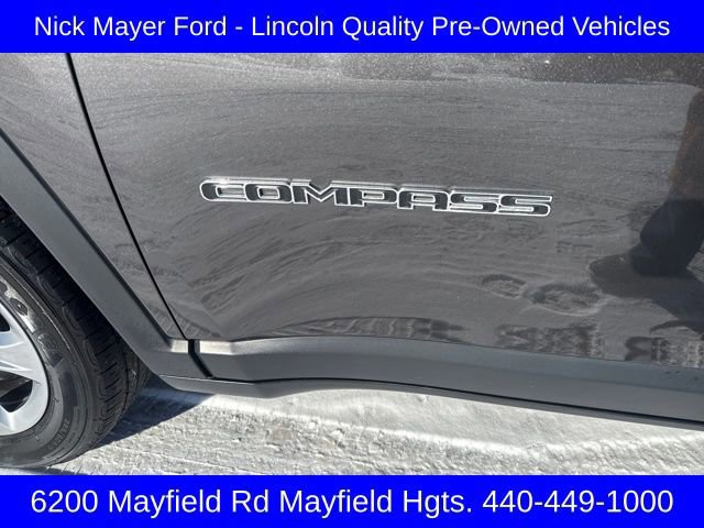 Used 2024 Jeep Compass Latitude w/ Convenience Group image 18