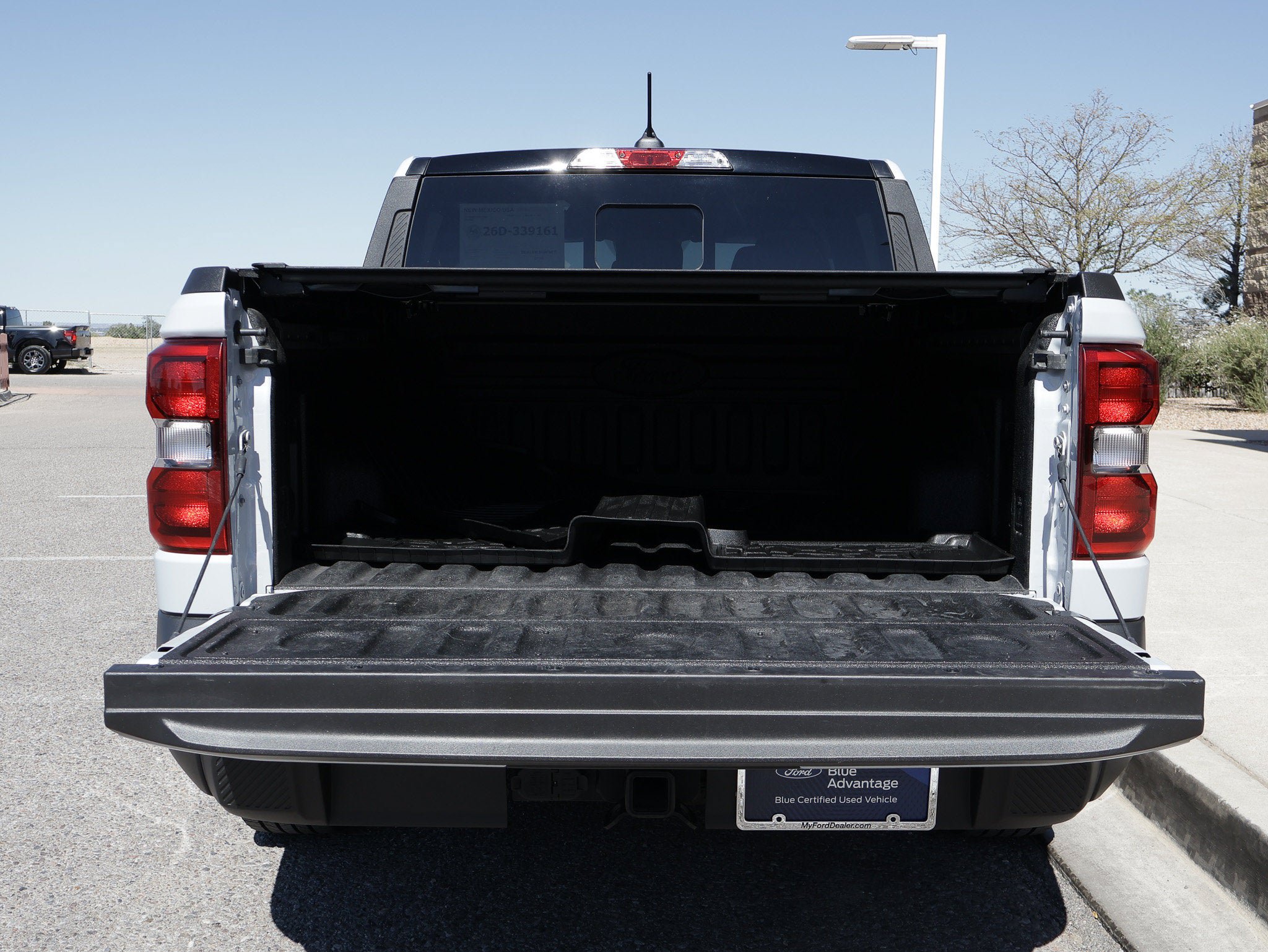 Certified 2025 Ford Maverick Lariat w/ Black Appearance Package AWD/4WD image 19